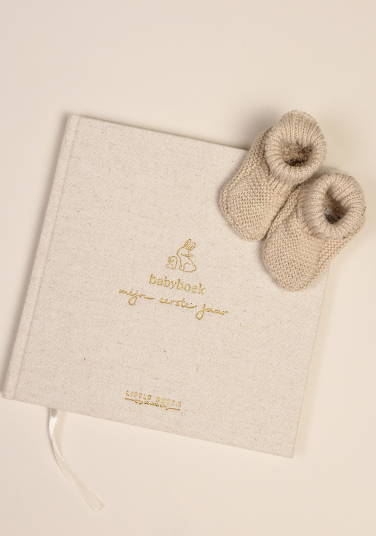 Little Dutch Babyboek 'Mijn eerste jaar' Baby Bunny FSC (17)