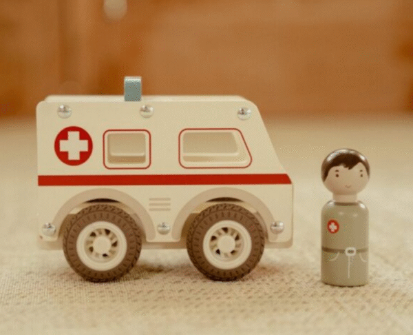 Little Dutch Ambulance FSC (2)