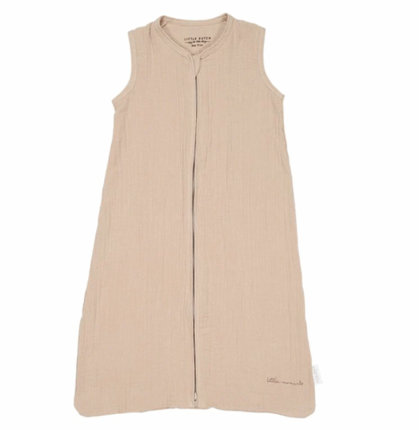 De Little Dutch slaapzak zomer hydrofiel Beige is gemaakt van biologisch katoen