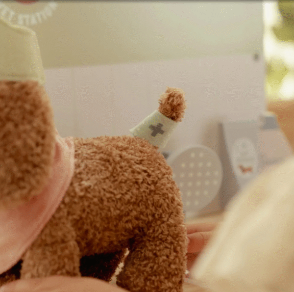 Little Dutch Knuffelhond in tas – Roze