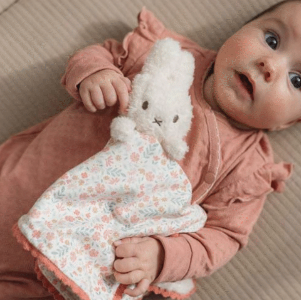 Little Dutch Nijntje knuffeldoekje - Roze - Lucky Blossom - Afbeelding 4