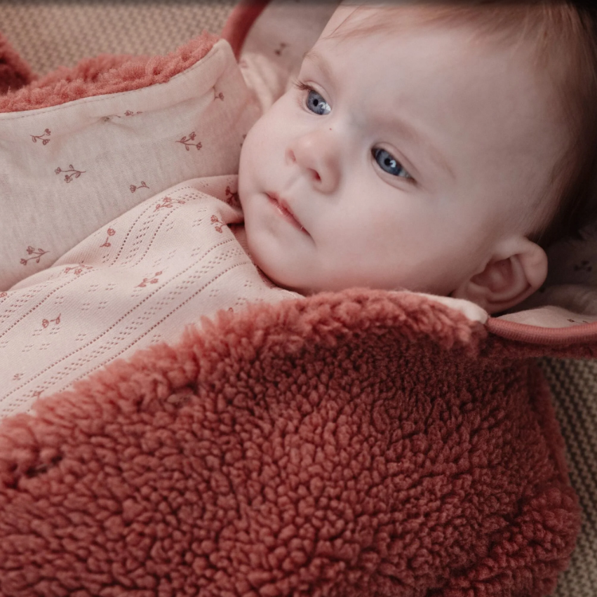 Little Dutch Teddy jasje – Roze– Newborn Naturals - Maat 68