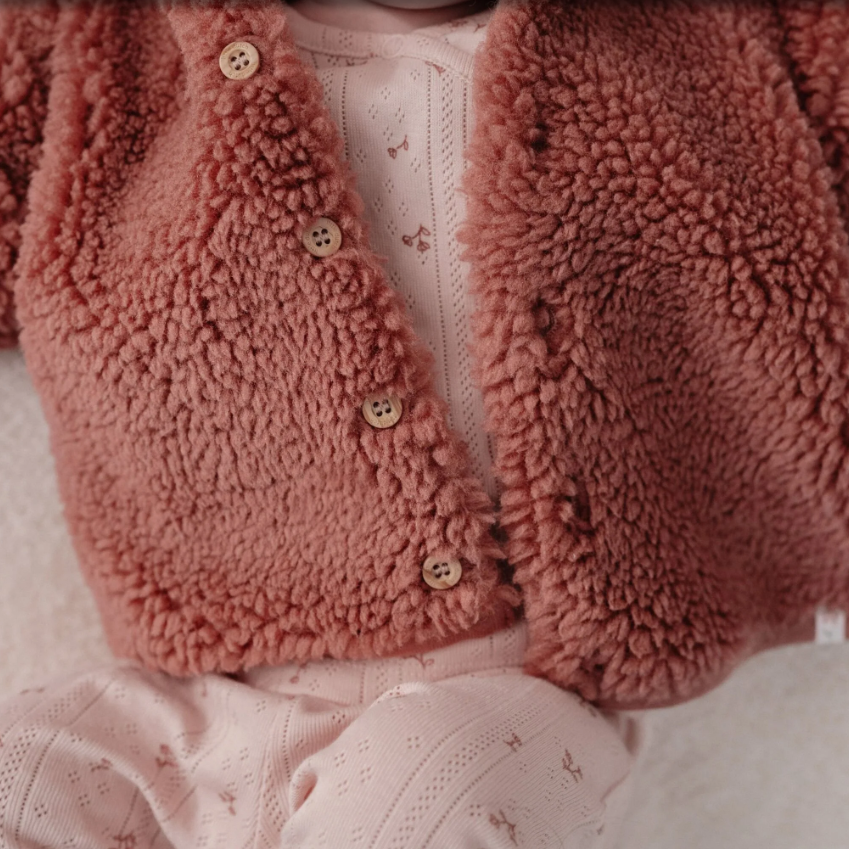 Little Dutch Teddy jasje – Roze– Newborn Naturals - Maat 68